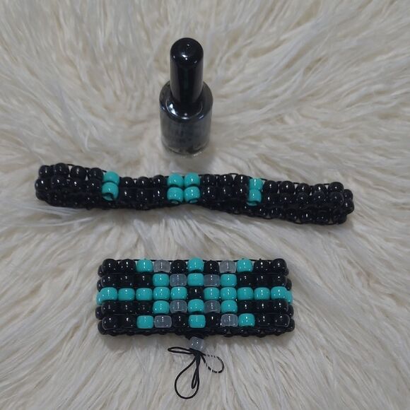 Cuff & Choker Set, Black & Turqoise Glow Kandi Kid Perler Jewelry. - Picture 4 of 5